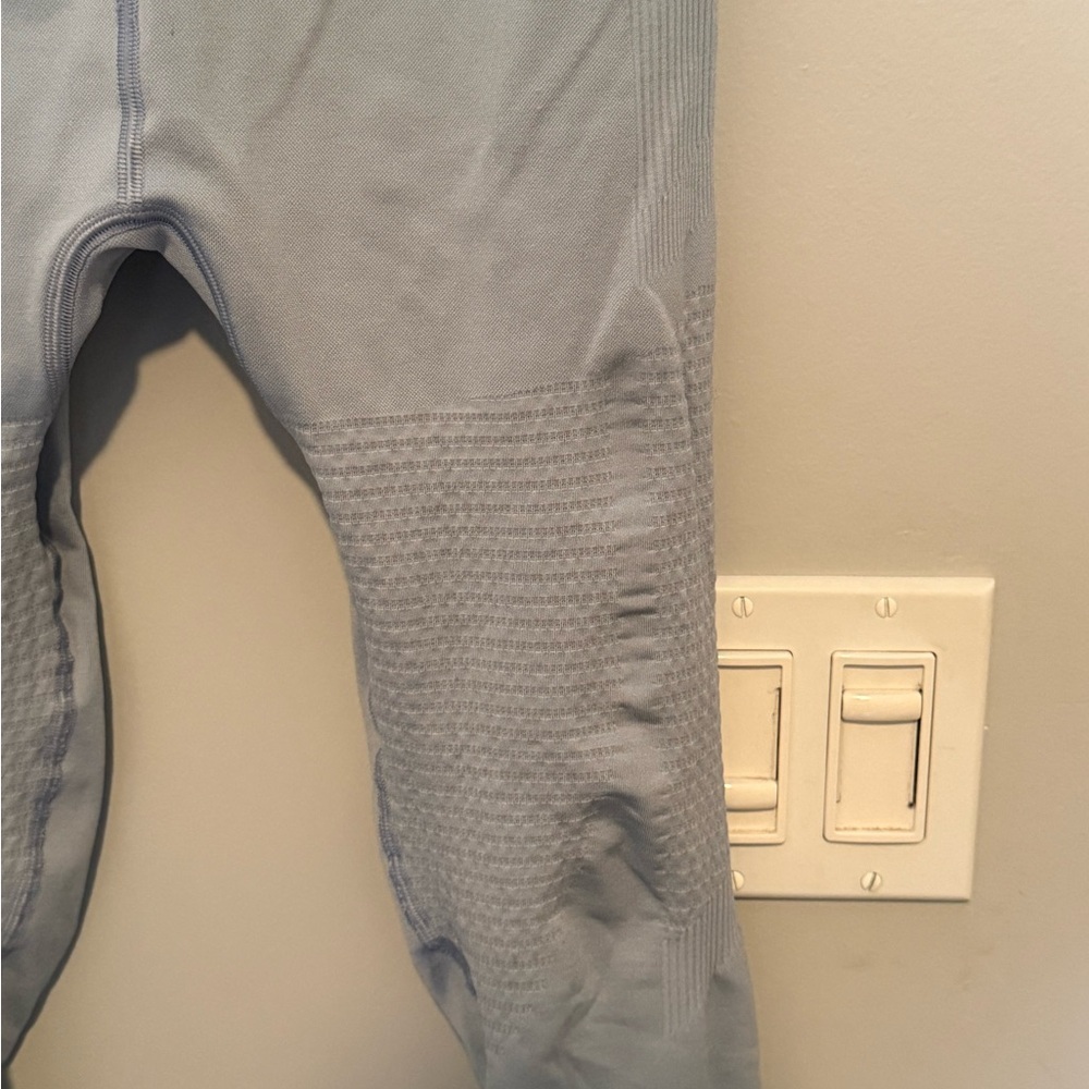 Alphalete Light Blue Activewear - Picture 6 of 7